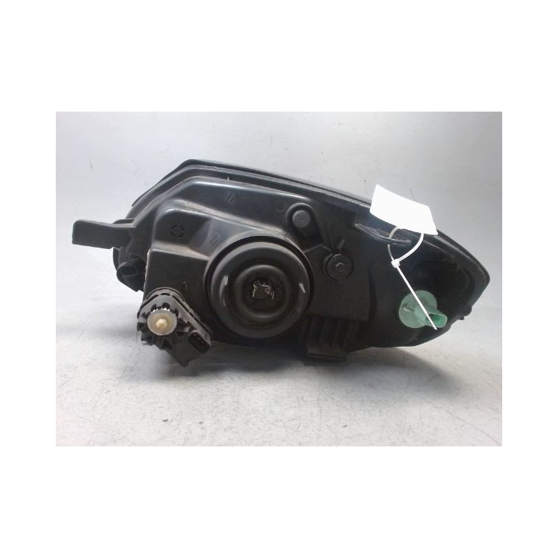PHARE DROIT HYUNDAI ACCENT