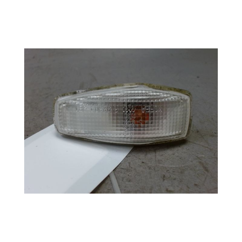 REPETITEUR AILE DROIT HYUNDAI ACCENT