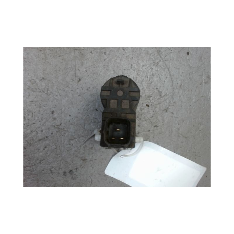 POMPE LAVE-GLACE AVANT HYUNDAI ACCENT