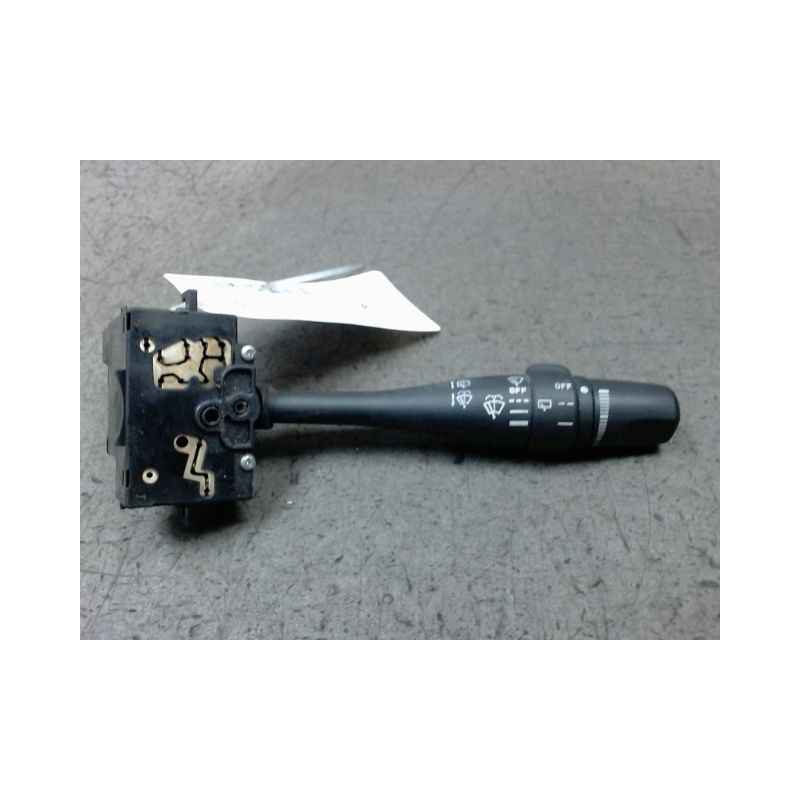 COMMANDE ESSUIE GLACE NISSAN TERRANO II 99-2002