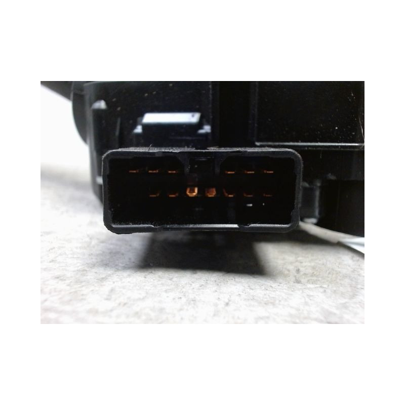COMMANDE CLIGNOTANT HYUNDAI I10