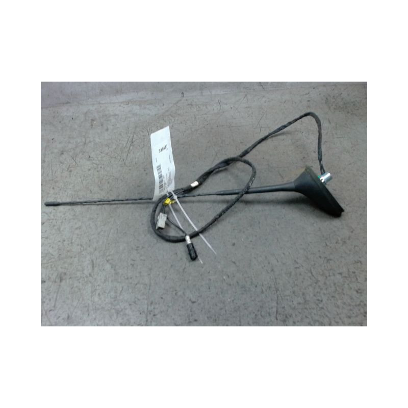 ANTENNE RADIO PEUGEOT 207 5P