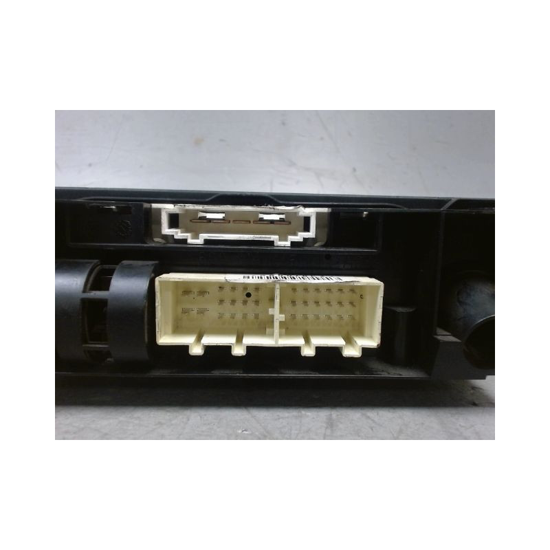 COMMANDE DE CHAUFFAGE VOLKSWAGEN POLO 2005-