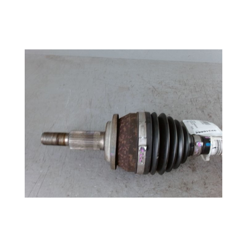 TRANSMISSION AVANT DROIT TOYOTA VERSO 2.0 D-4D 
