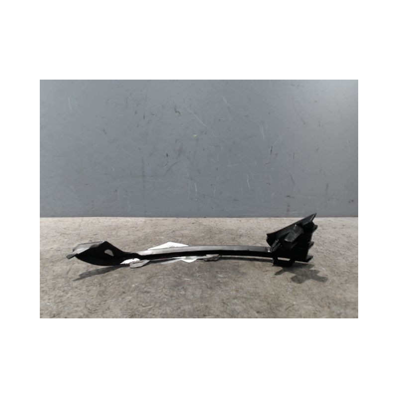 GRILLE VENTILATION PARE-CHOC AVG RENAULT CLIO IV