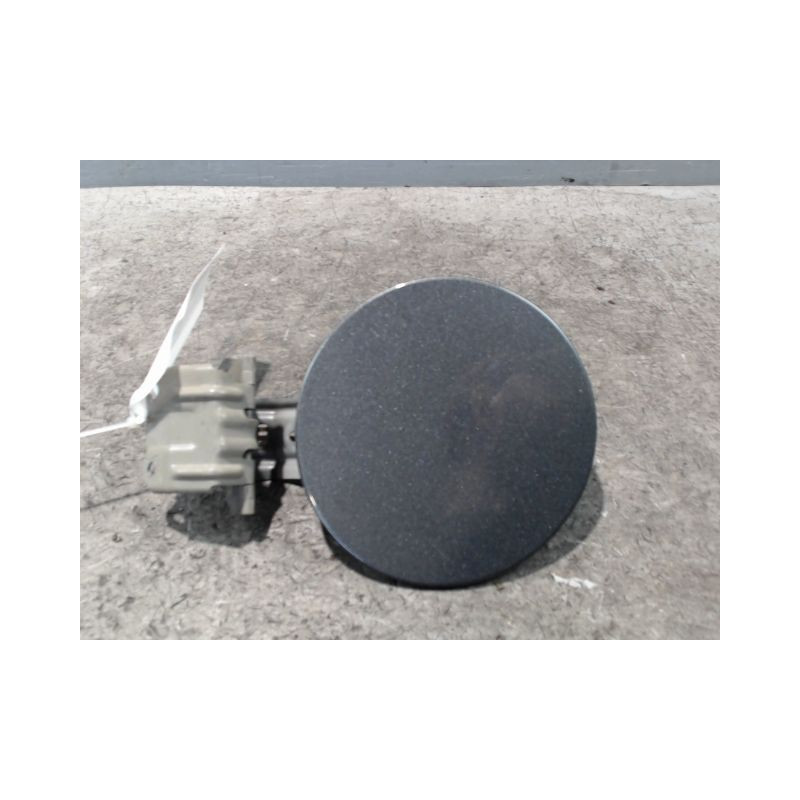 VOLET DE TRAPPE CARBURANT TOYOTA VERSO 2010-
