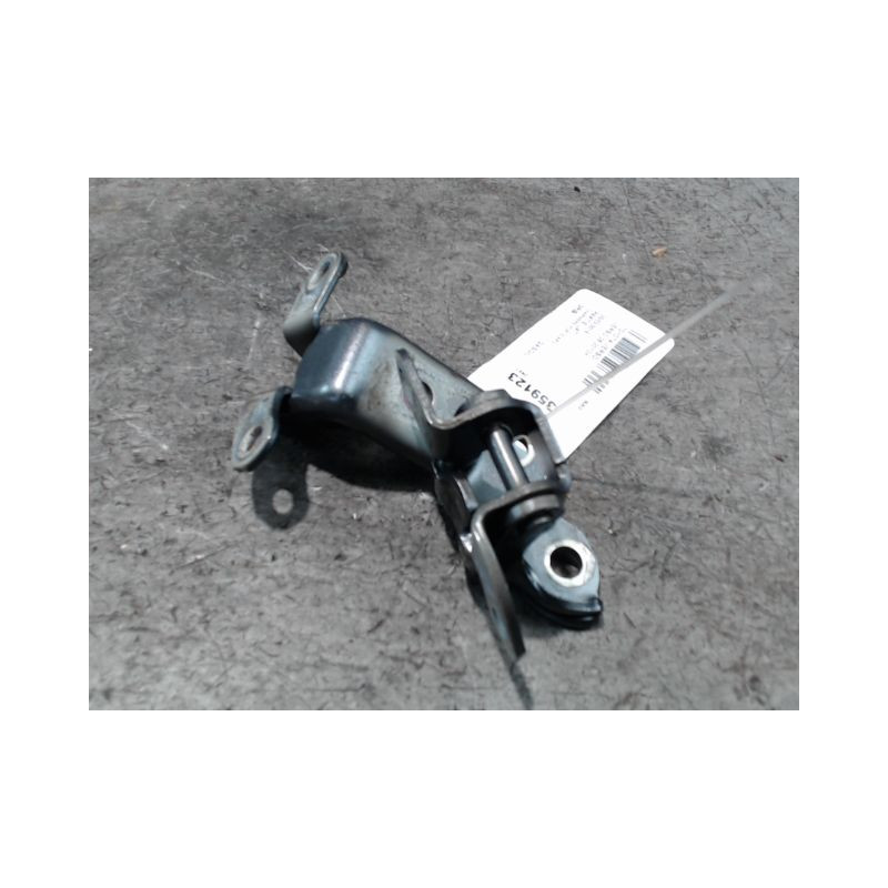 CHARNIÈRE PORTE ARG TOYOTA VERSO 2010-