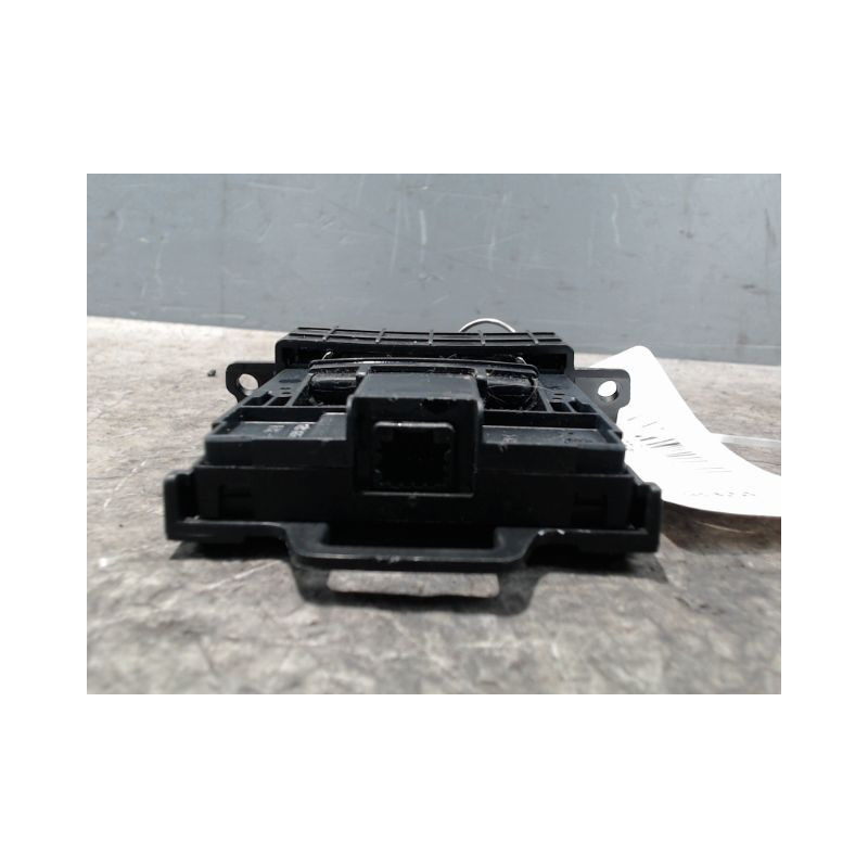 LECTEUR DE CARTE RENAULT KOLEOS 2008-