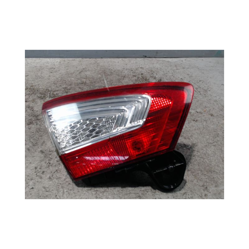 FEU ARRIERE INTERIEUR GAUCHE FORD MONDEO 2007-
