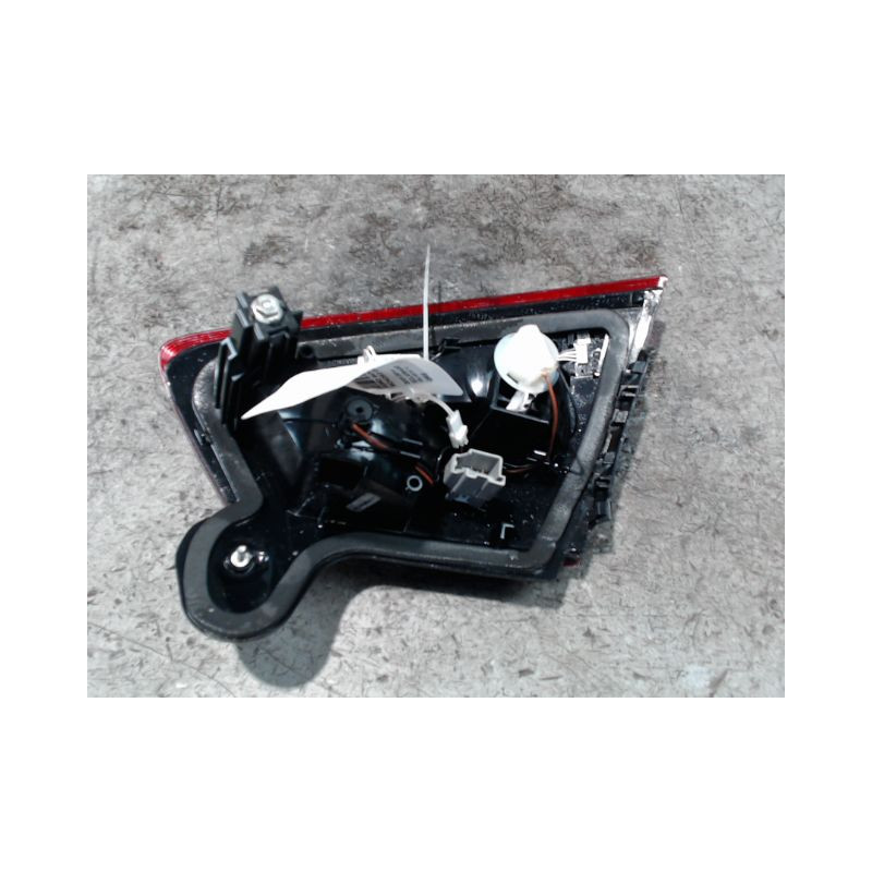 FEU ARRIERE INTERIEUR GAUCHE FORD MONDEO 2007-