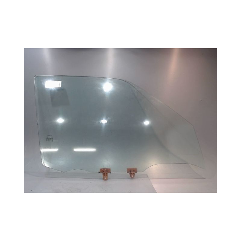 GLACE PORTE AVD NISSAN JUKE