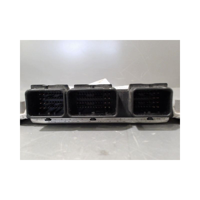 CALCULATEUR MOTEUR PEUGEOT 307