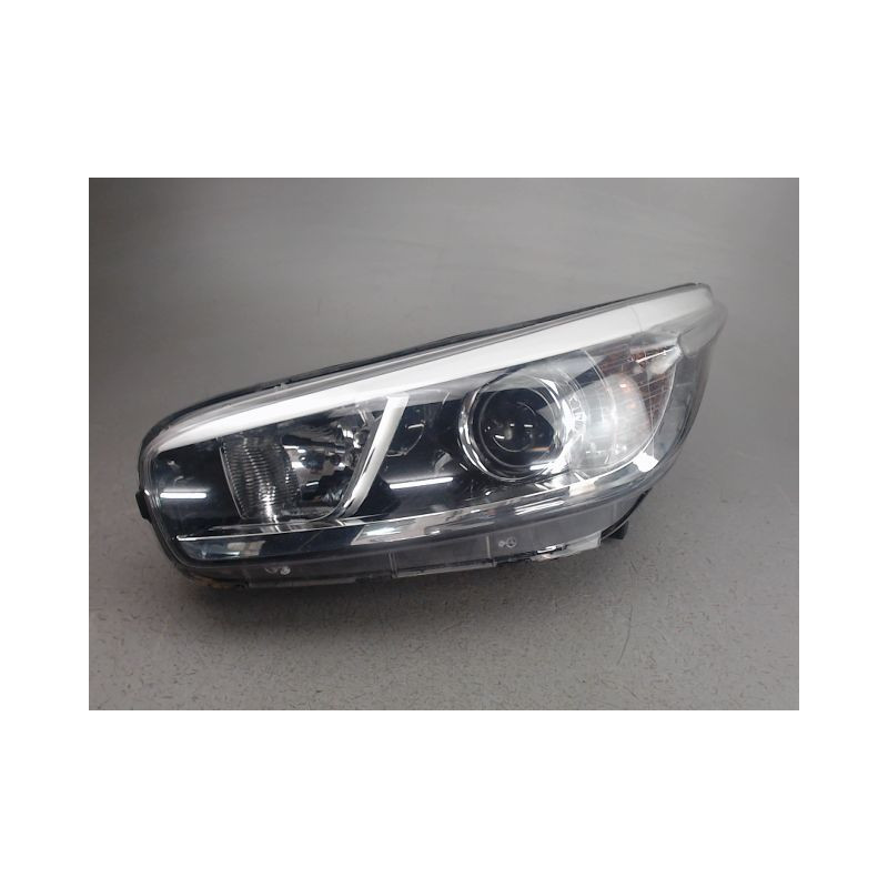 PHARE GAUCHE KIA CEE-D