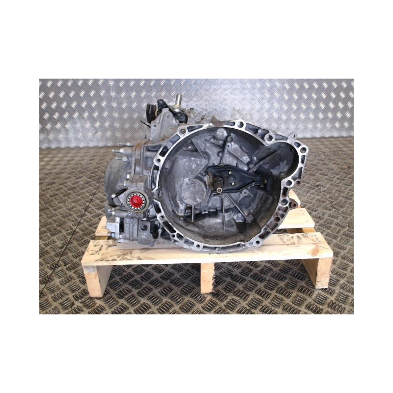 BOITE A VITESSE MECANIQUE PEUGEOT 407 2.0 HDi 135