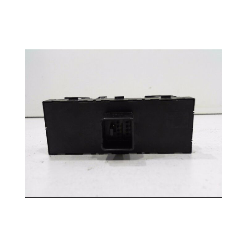 COMMANDE LEVE-GLACE PORTE AVG VOLKSWAGEN JETTA
