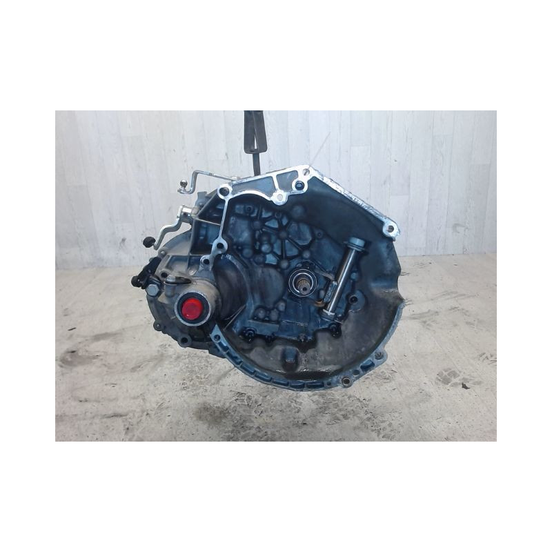 BOITE A VITESSE MECANIQUE PEUGEOT 206 1.4 i