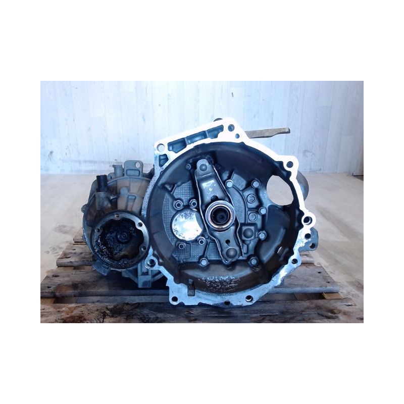 BOITE A VITESSE MECANIQUE VOLKSWAGEN POLO 1.6 TDI