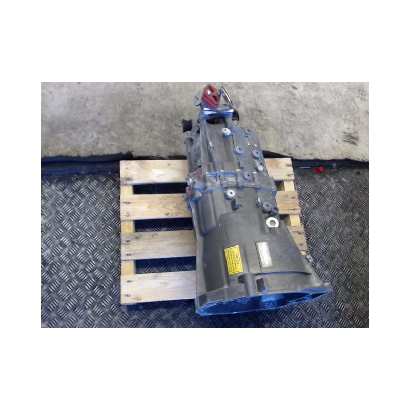 BOITE A VITESSE MECANIQUE B.M.W. SERIE 3 320 d