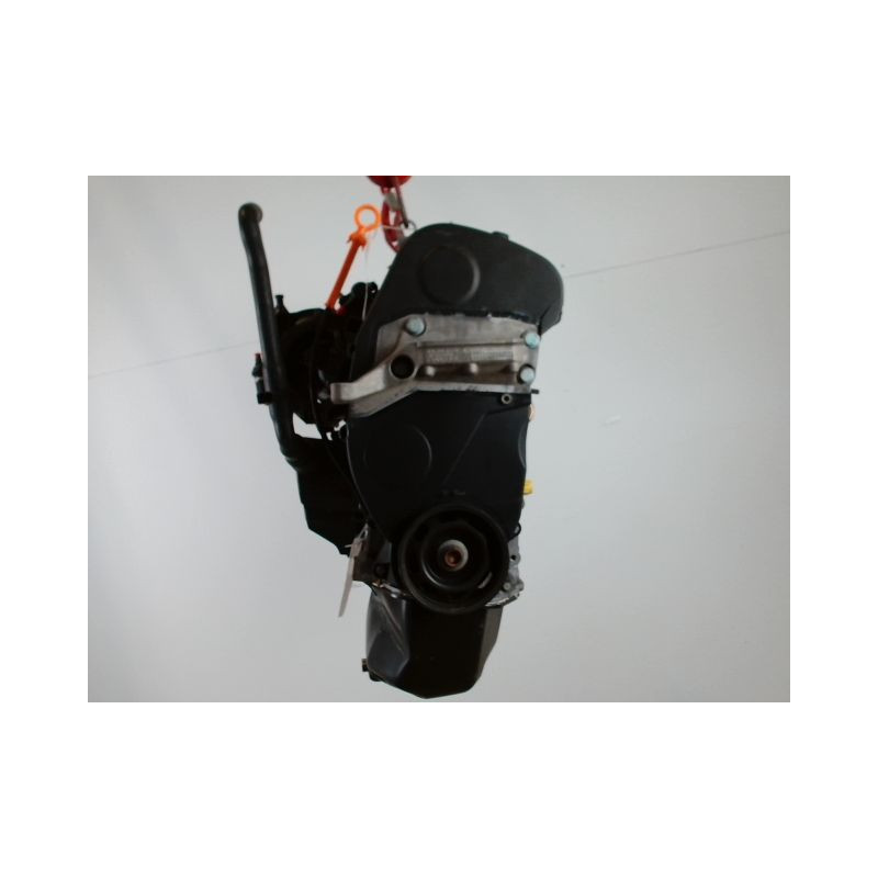 MOTEUR ESSENCE SKODA FABIA 