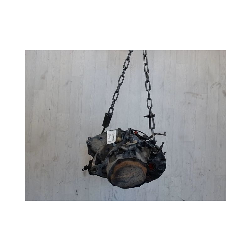 BOITE A VITESSE MECANIQUE PEUGEOT 206 1.9 D