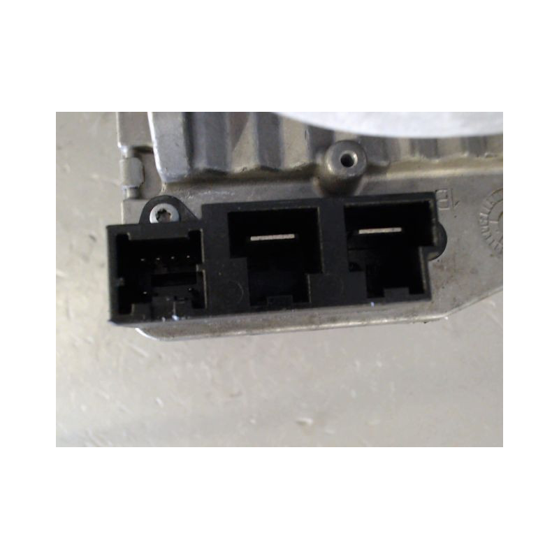 COLONNE DE DIRECTION ASSISTEE RENAULT CLIO III Phase 1 2005-2009