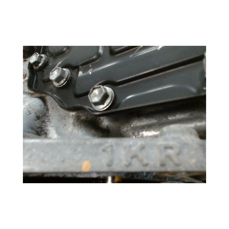 MOTEUR ESSENCE PEUGEOT 107 1.0