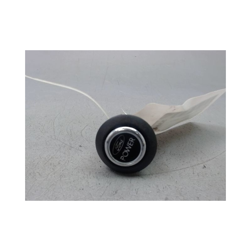 BOUTON DE DEMARRAGE FORD FOCUS III 2011-...