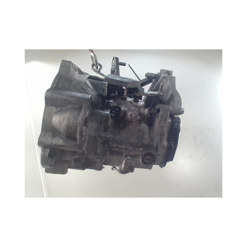 BOITE A VITESSE MECANIQUE VOLKSWAGEN GOLF 2.0 TDI