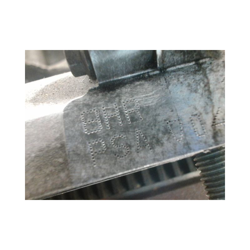 MOTEUR DIESEL PEUGEOT 208 1.4 HDi