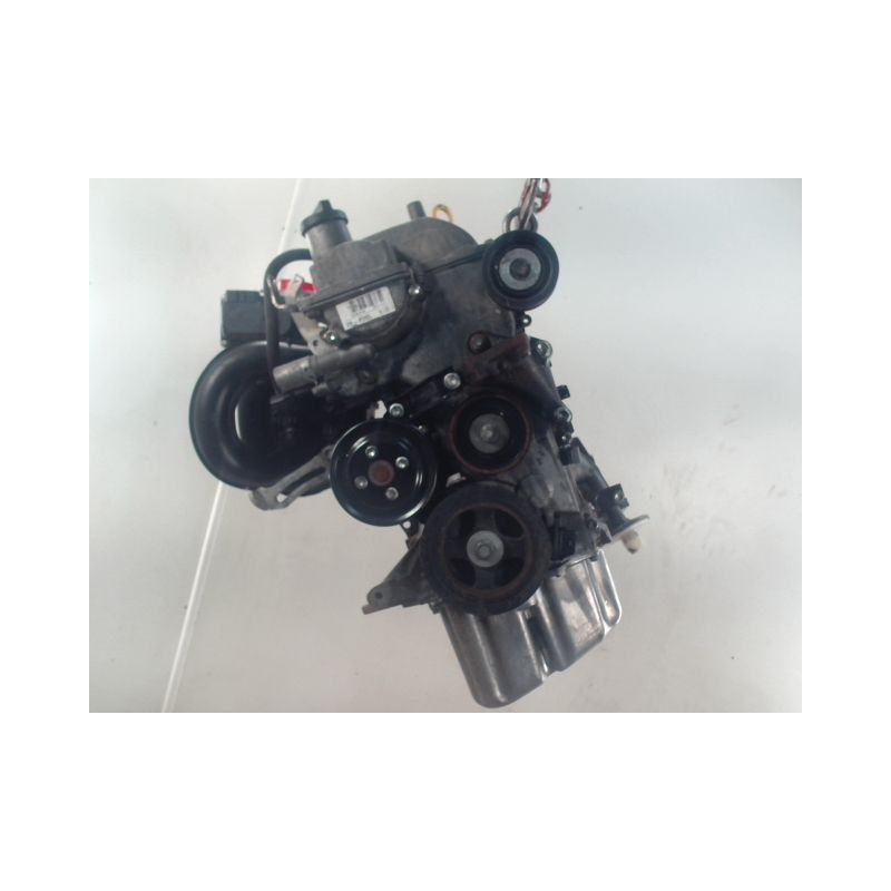 MOTEUR ESSENCE TOYOTA YARIS 1.3 VVT-i 