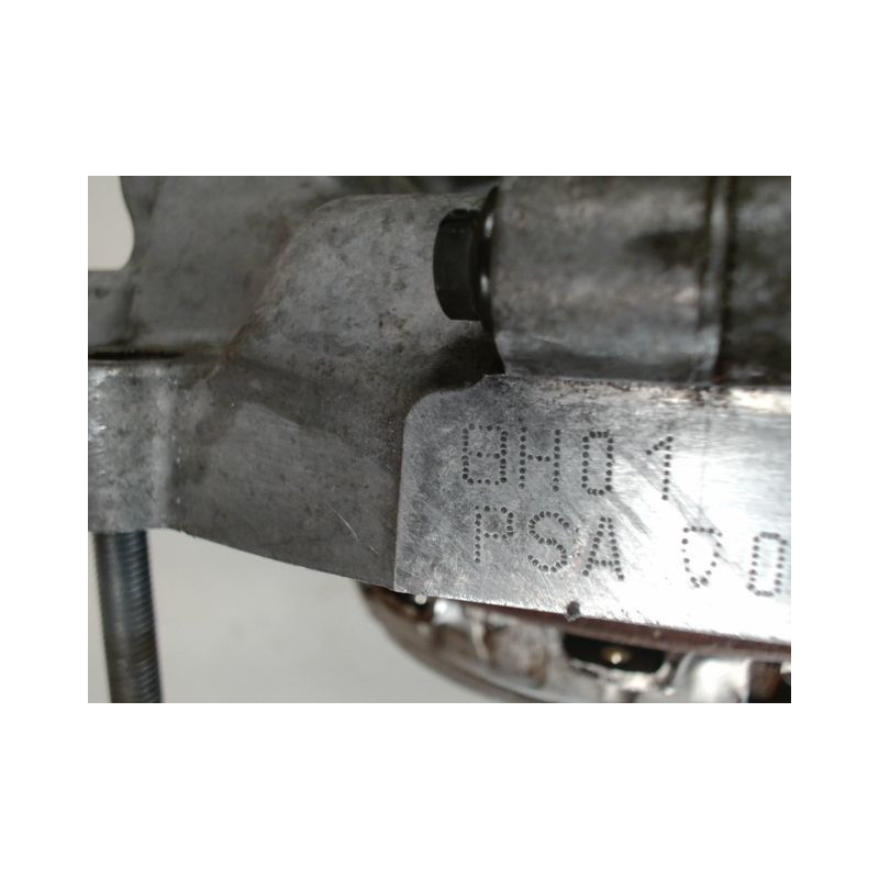 MOTEUR DIESEL PEUGEOT 208 1.4 HDi