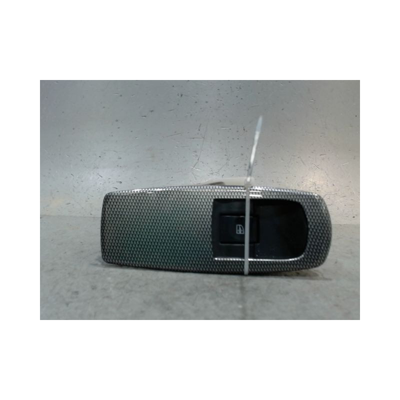 COMMANDE LEVE-GLACE PORTE AVD RENAULT KOLEOS