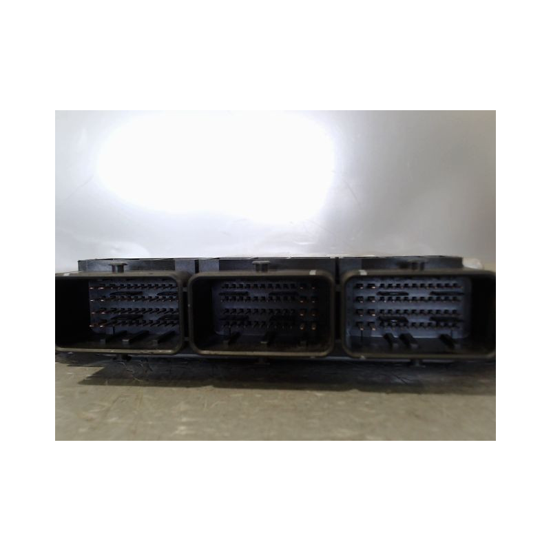 CALCULATEUR MOTEUR PEUGEOT 407 SW Phase 1 2004-2008