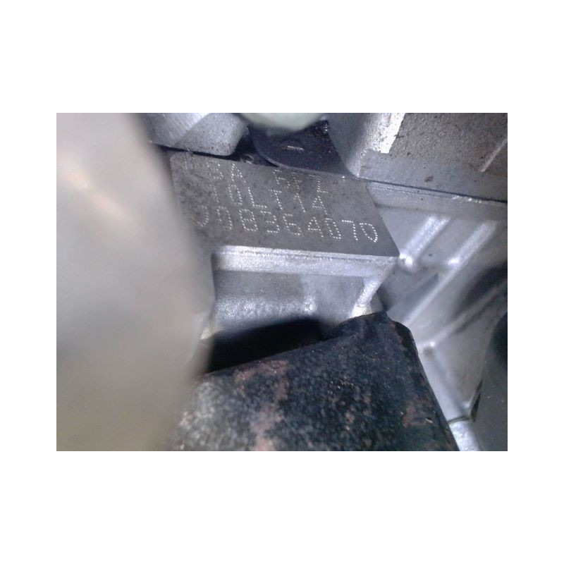 MOTEUR ESSENCE CITROEN C5 2001-2004 1.8 16V 