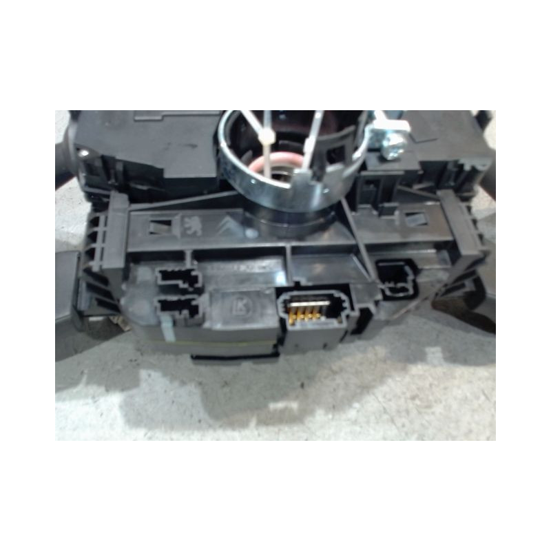BLOC COMMODOS PEUGEOT 3008