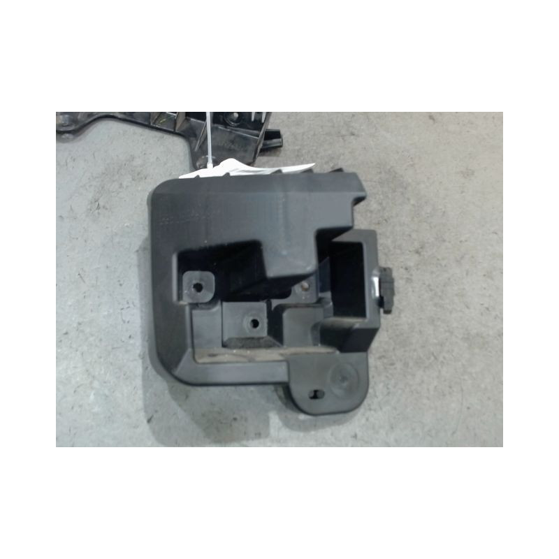 SUPPORT PARE-CHOC ARG RENAULT CLIO