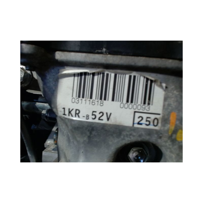 MOTEUR ESSENCE TOYOTA AYGO 5P 1.0 