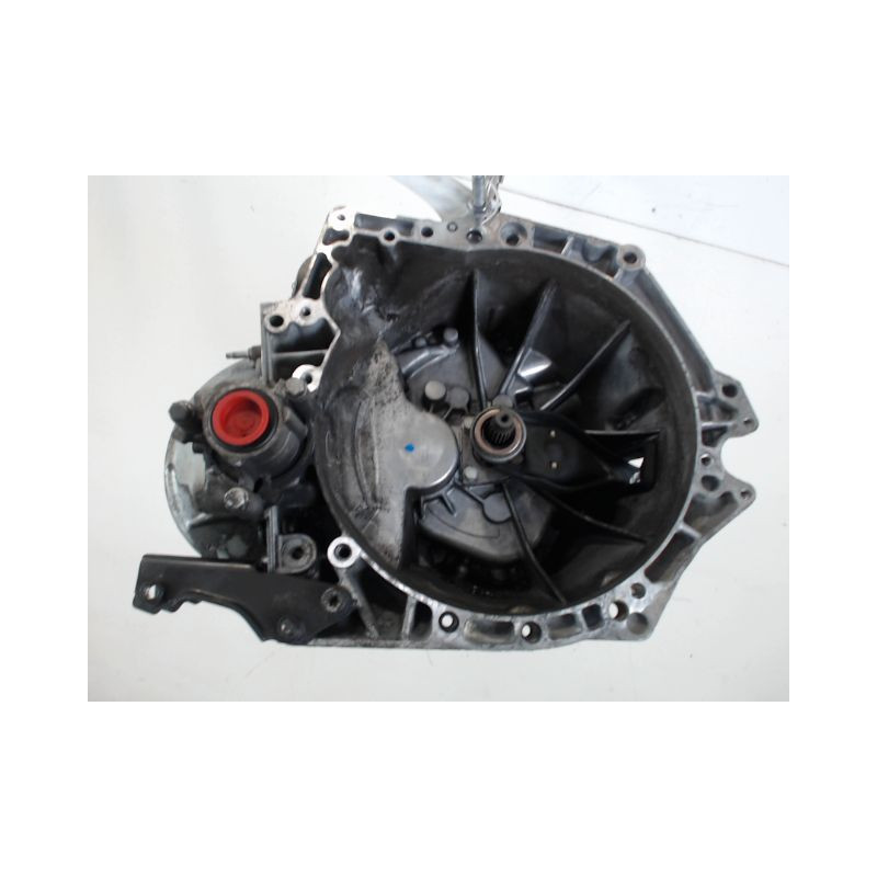 BOITE A VITESSE MECANIQUE PEUGEOT 208 1.6 HDi