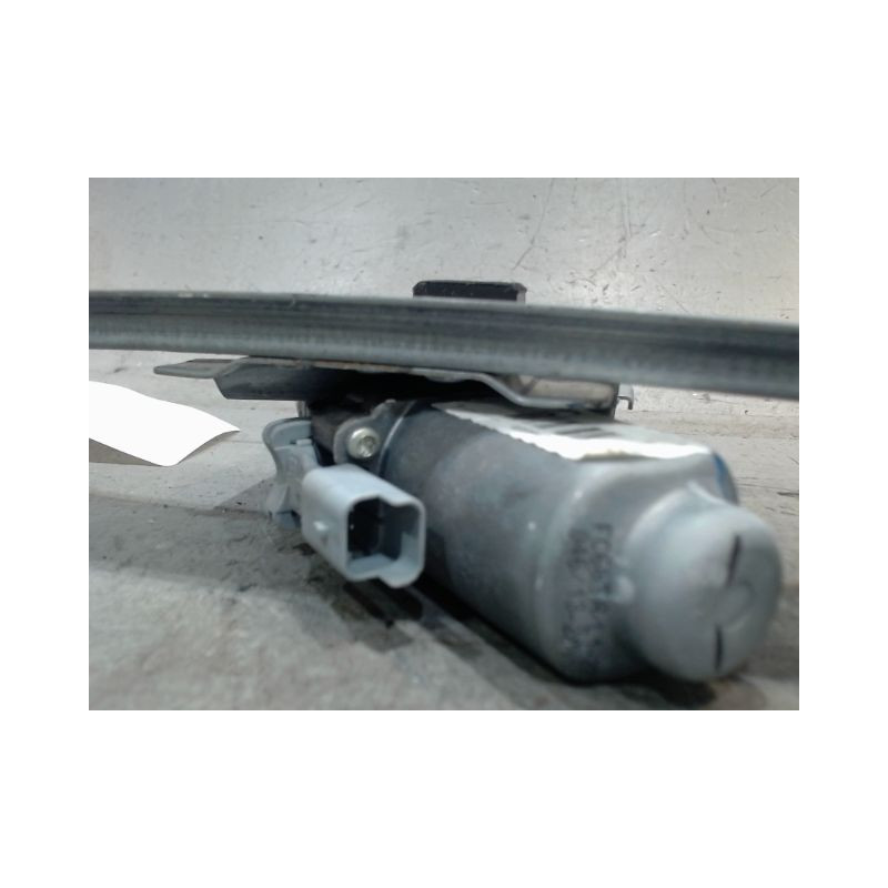 MECANISME+MOTEUR LEVE-GLACE AVANT DROIT PEUGEOT 107