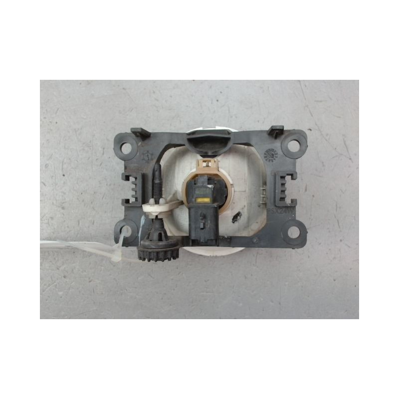 PHARE ANTIBROUILLARD AVANT DROIT PEUGEOT 3008 BREAK I PHASE 2 2013-...