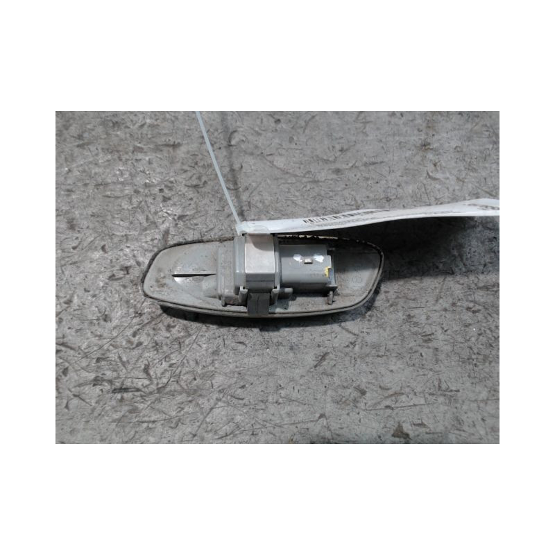 REPETITEUR RETROVISEUR DROIT PEUGEOT 207 3P
