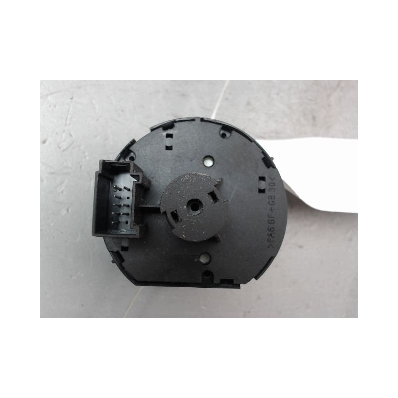 INTERIEUR COMMANDE PHARES VOLKSWAGEN CADDY COMBI 2004-