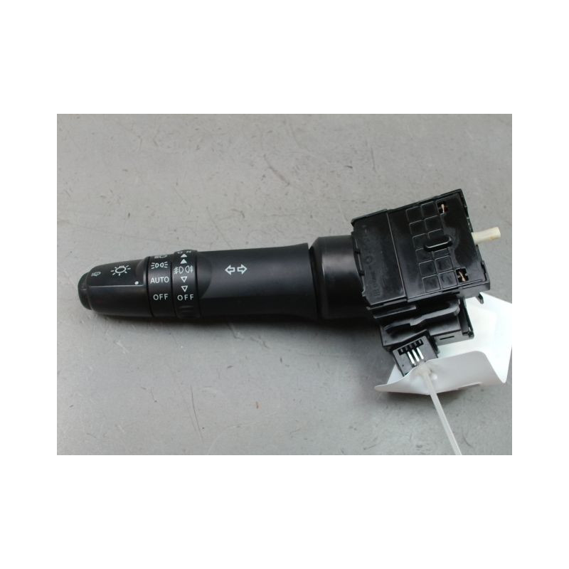 COMMANDE ECLAIRAGE PEUGEOT 4008