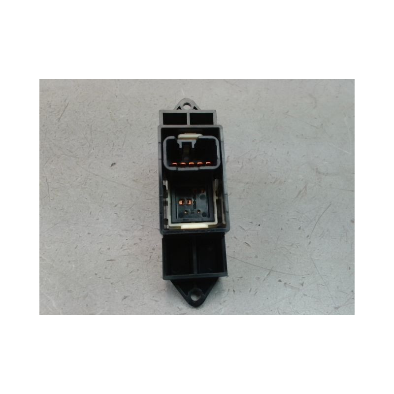 COMMANDE LEVE-GLACE PORTE AVD PEUGEOT 4008