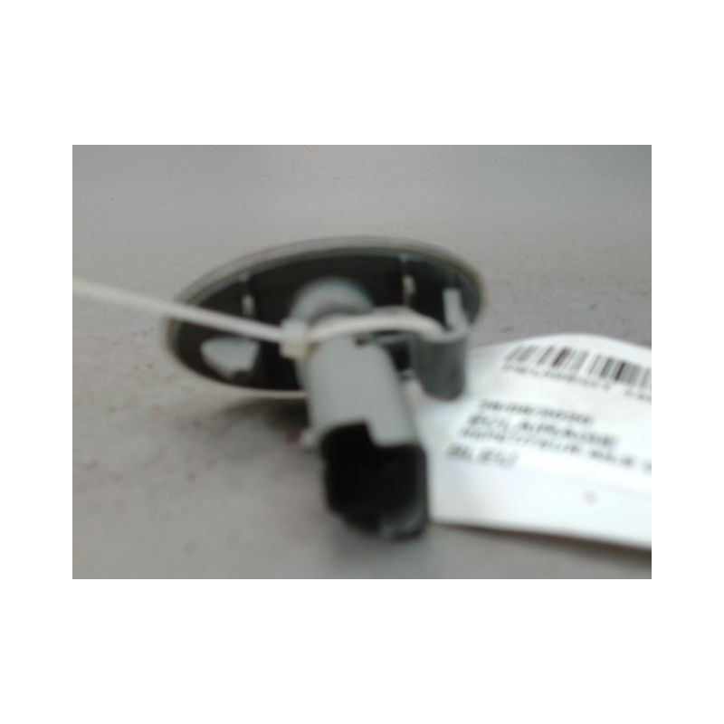 REPETITEUR AILE DROIT PEUGEOT 108