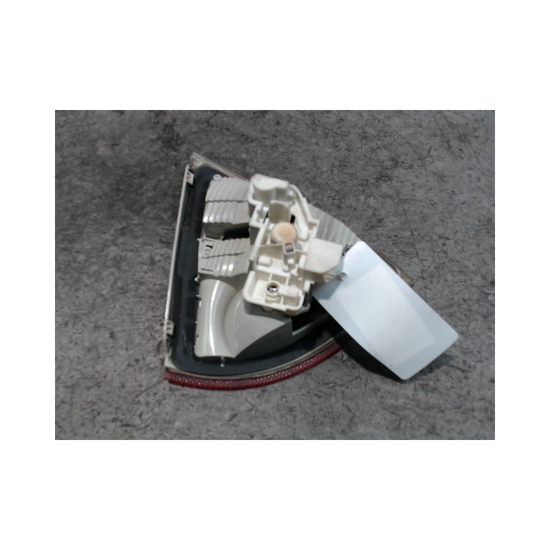 FEU ARRIERE INTERIEUR DROIT B.M.W. SERIE 3
