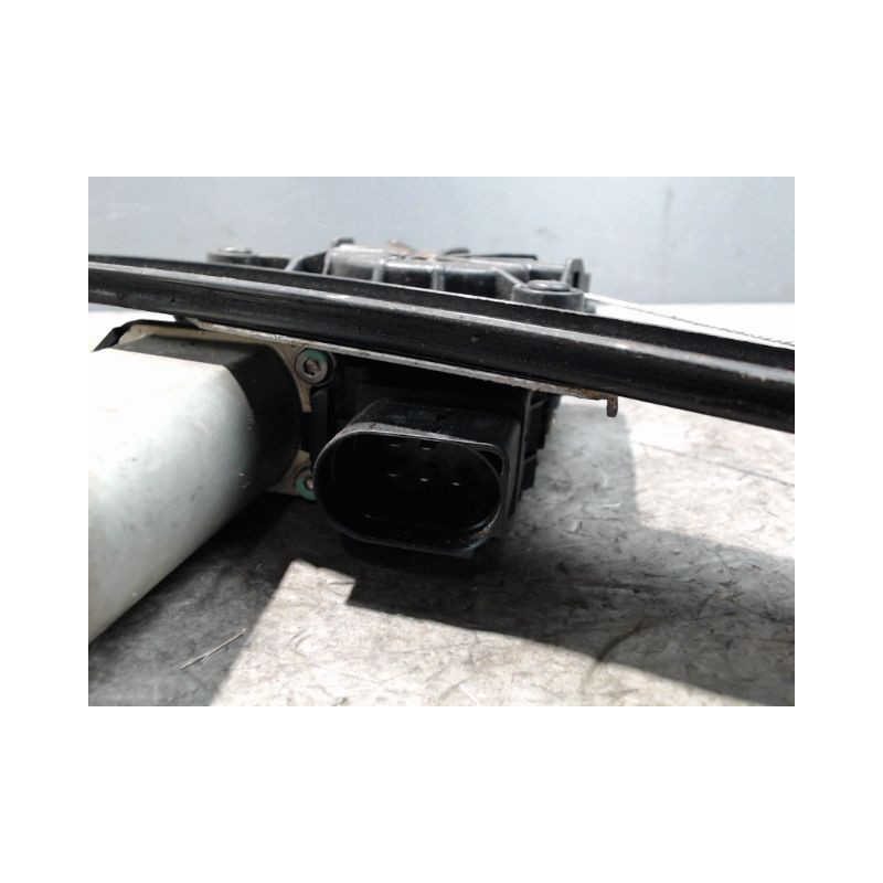 MECANISME+MOTEUR LEVE-GLACE ARRIERE DROIT B.M.W. SERIE 3