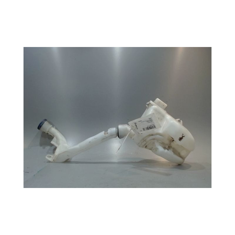 RESERVOIR LAVE-GLACE AVANT PEUGEOT 208