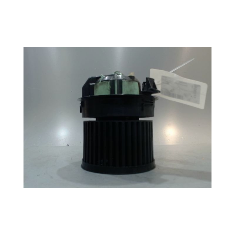 MOTEUR VENTILATEUR CHAUFFAGE PEUGEOT 308