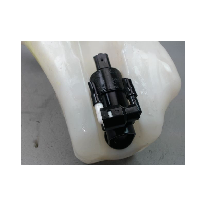 RESERVOIR LAVE-GLACE AVANT CITROEN C2 Phase 1 2003-2008
